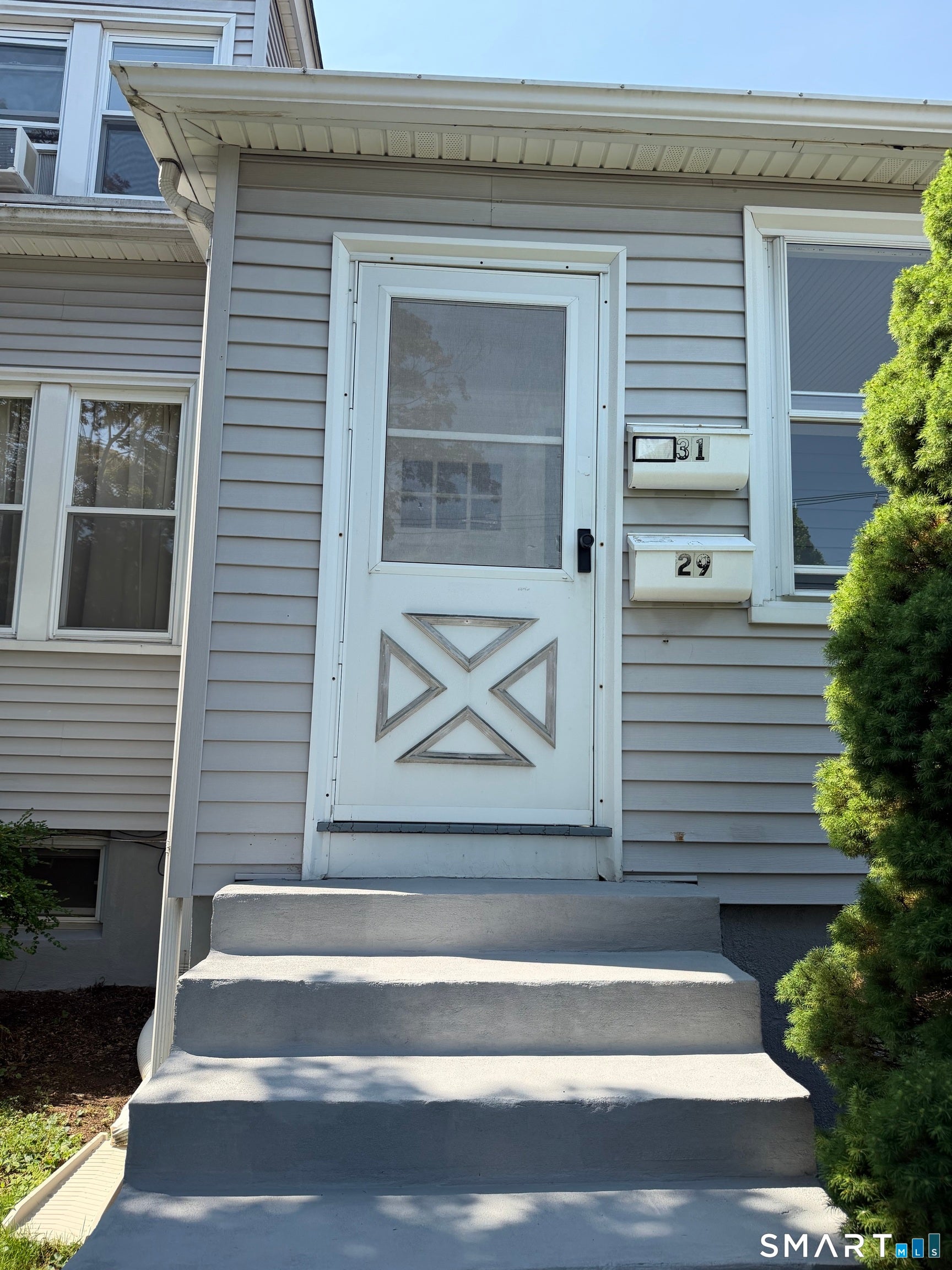 29 Englewood Avenue