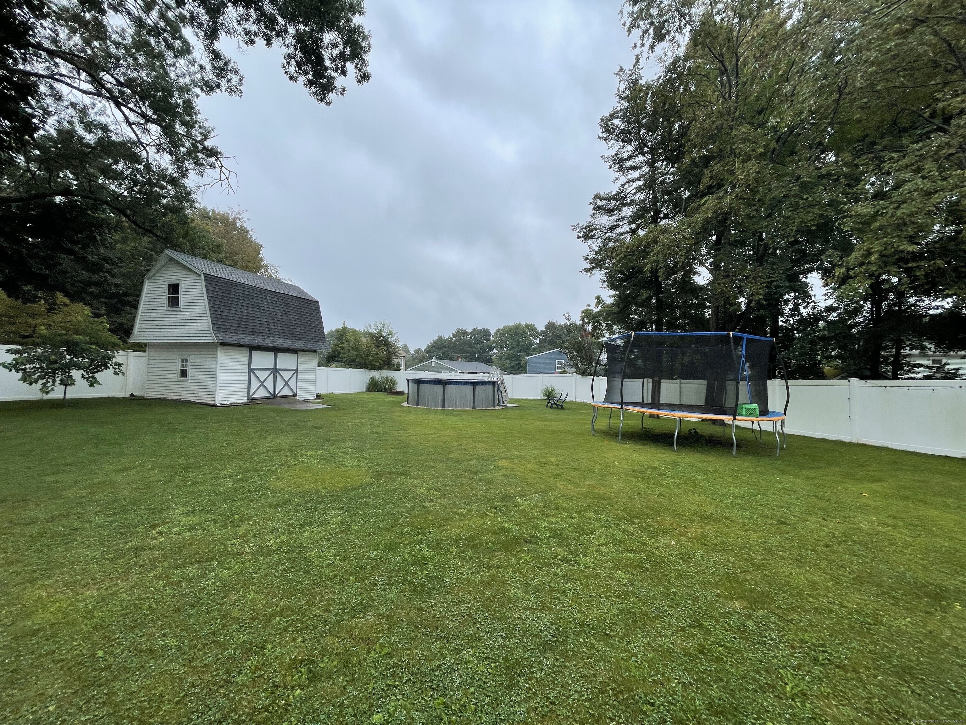 9 Walter Place, Bristol, Connecticut image 17