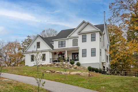 Photo of 5 Deer Run Drive, Colchester, CT 06415 (MLS # 24133354)
