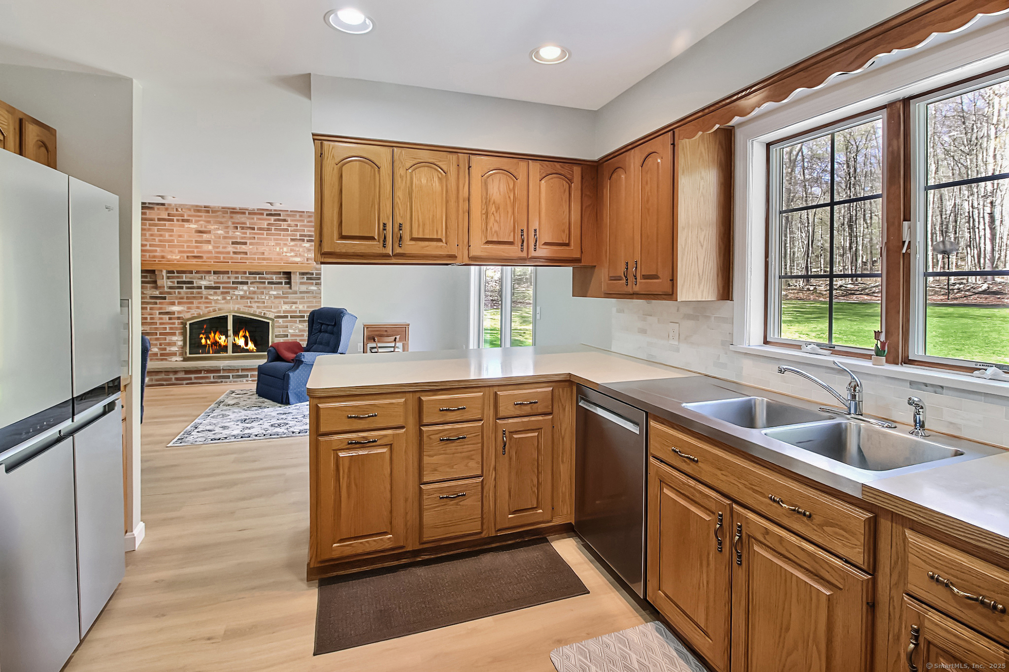 107 Hangman Hill Road, North Stonington, Connecticut image 9