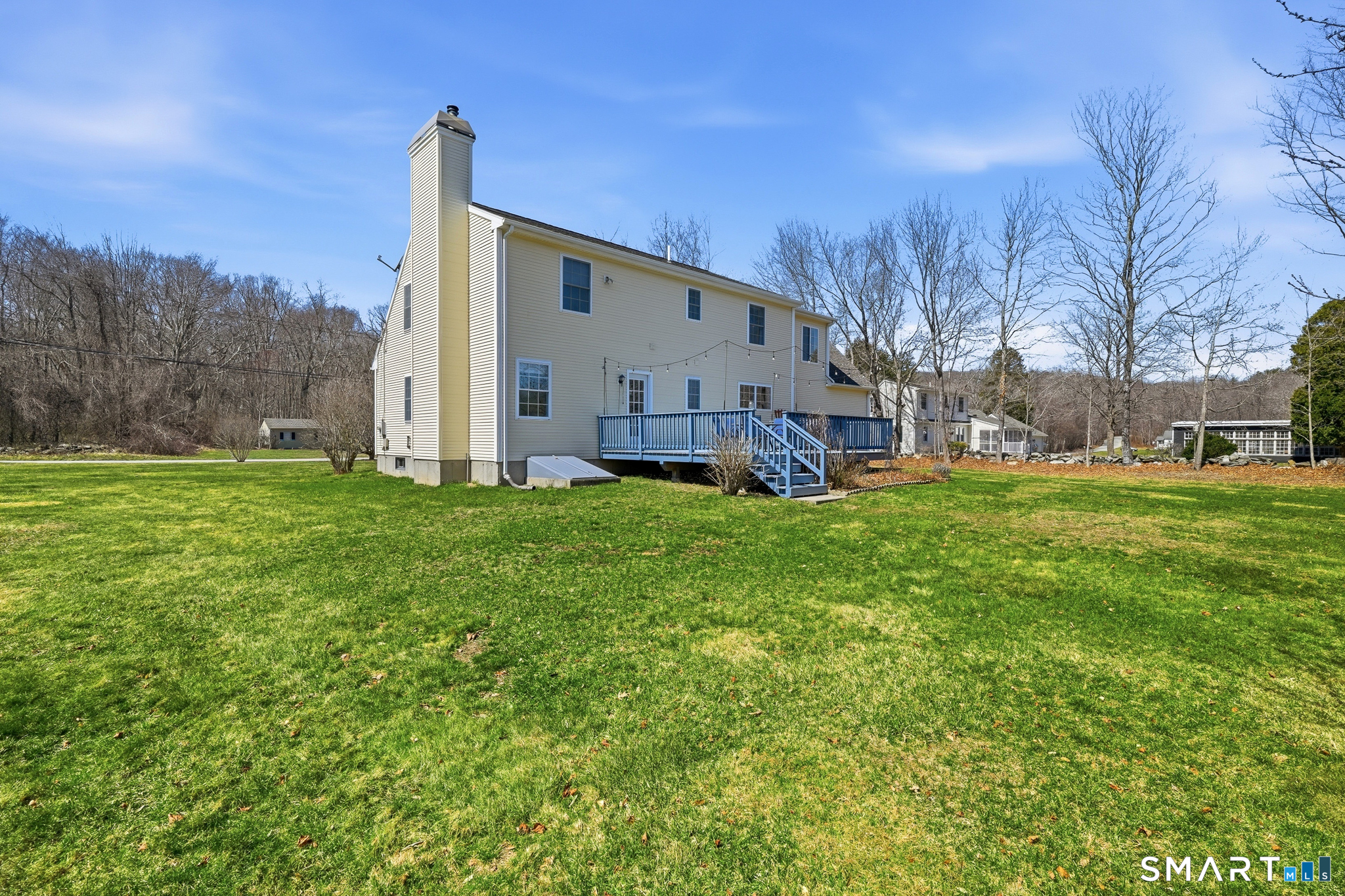 11 Wawecus Hill Road