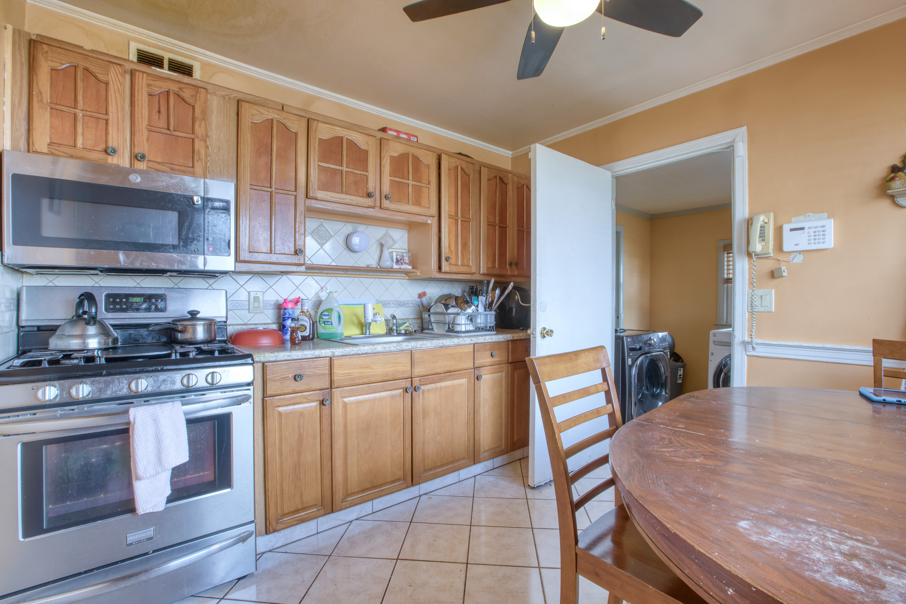 203 Westminster Street, Hartford, Connecticut image 3