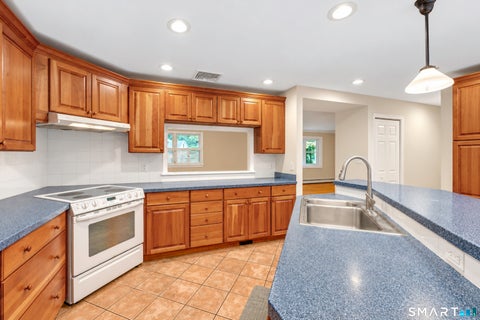 Tiny photo for 56 River Edge Farms Road, Madison, CT 06443 (MLS # 24115570)