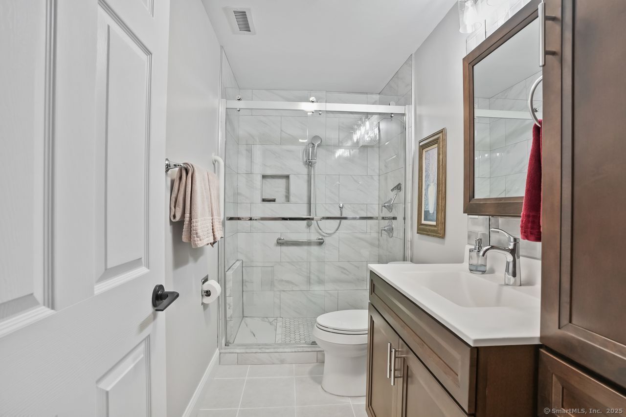 534 Old Clintonville Road #APT 5A, North Haven, Connecticut image 18