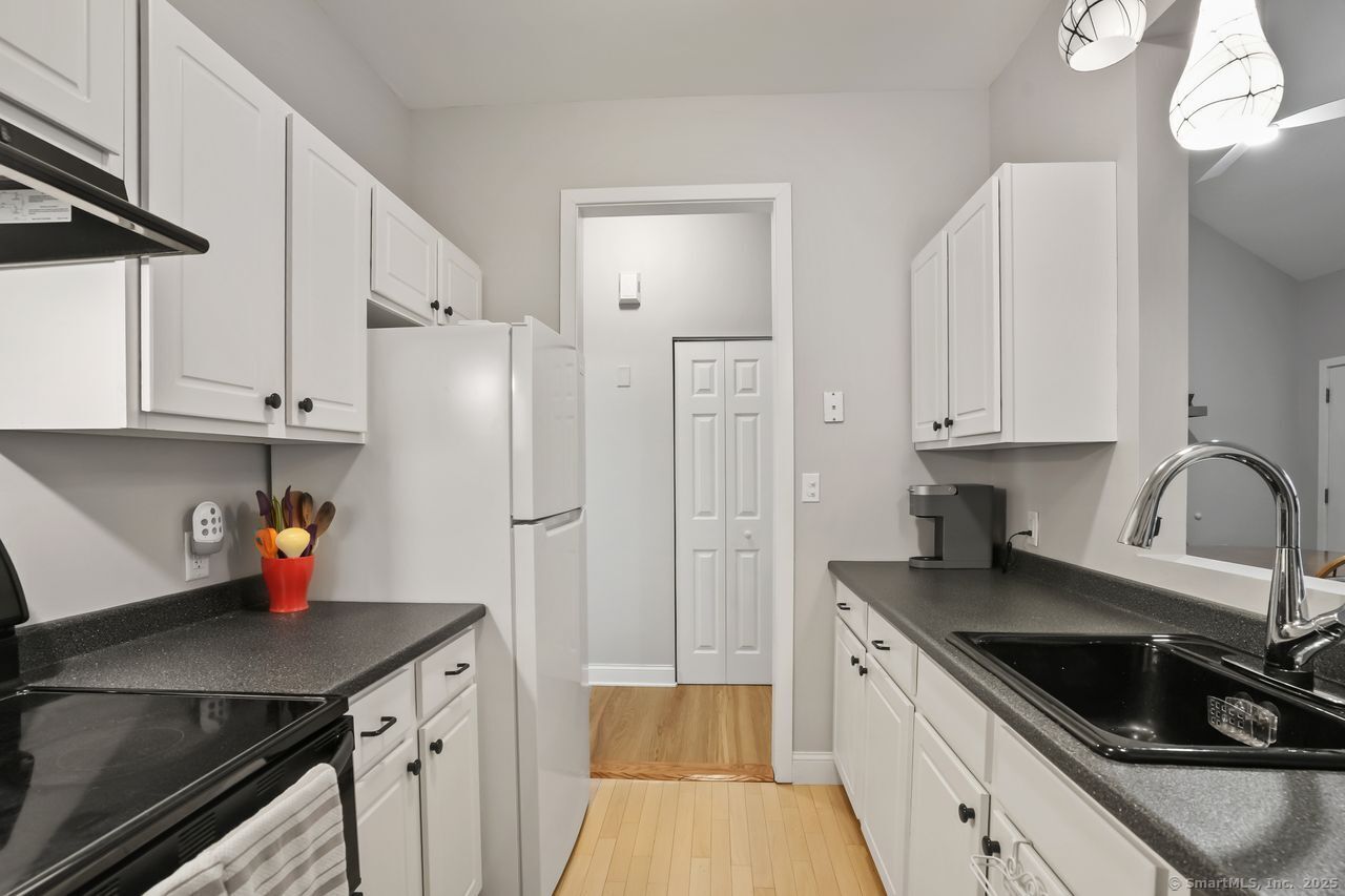 534 Old Clintonville Road #APT 5A, North Haven, Connecticut image 15