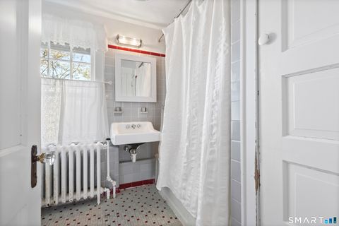 Tiny photo for 5 Sunset Lane, Ridgefield, CT 06877 (MLS # 24169218)