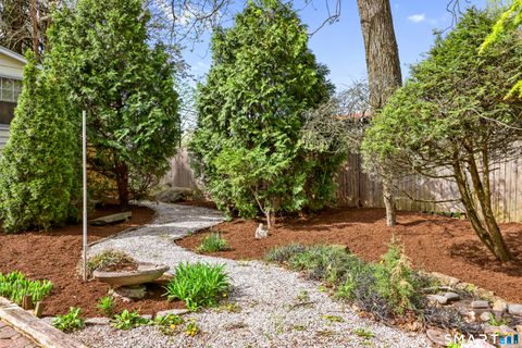 Tiny photo for 5 Sunset Lane, Ridgefield, CT 06877 (MLS # 24169218)