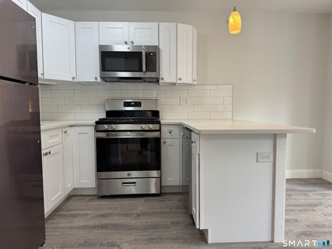 Tiny photo for 1085 Whalley Avenue #4, New Haven, CT 06515 (MLS # 24153656)