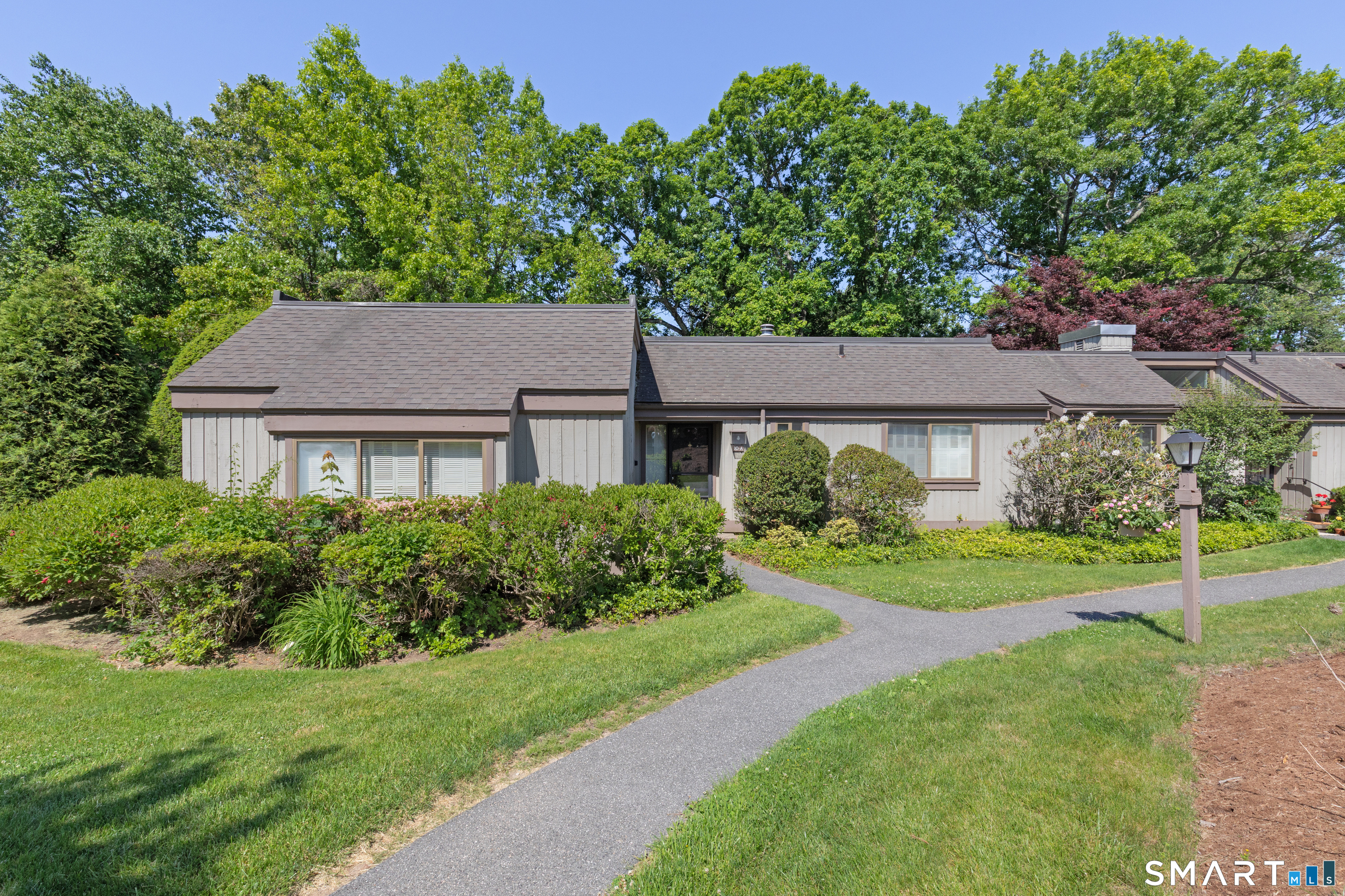 10 Heritage Circle A
