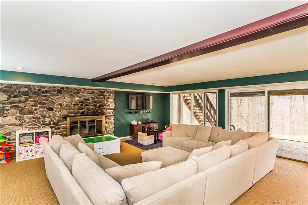 40 Stones Throw Road, Easton, Connecticut image 27