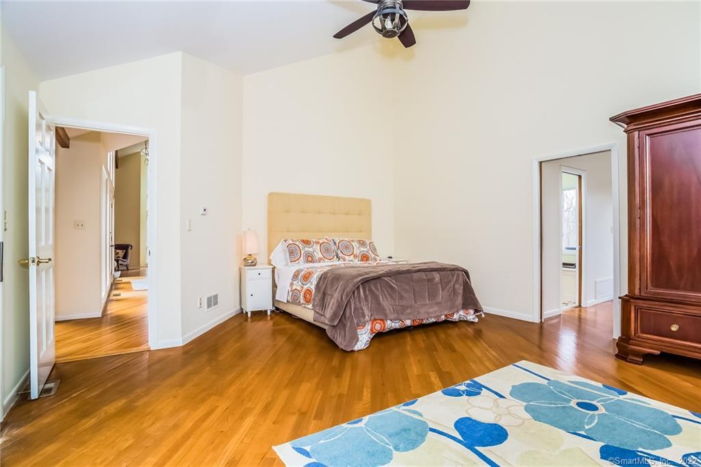 40 Stones Throw Road, Easton, Connecticut image 18