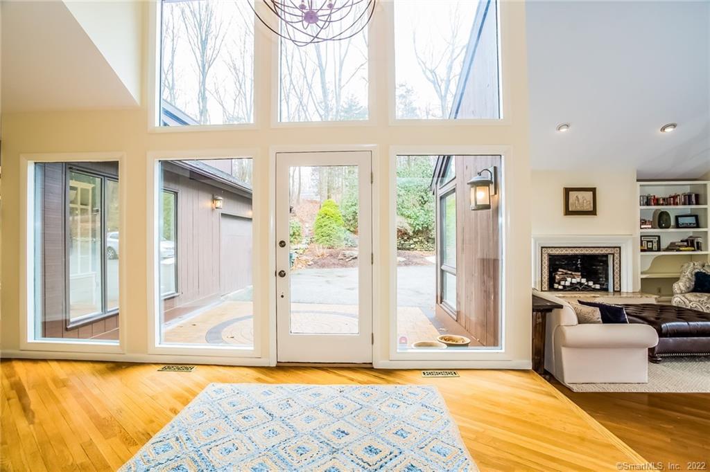 40 Stones Throw Road, Easton, Connecticut image 3