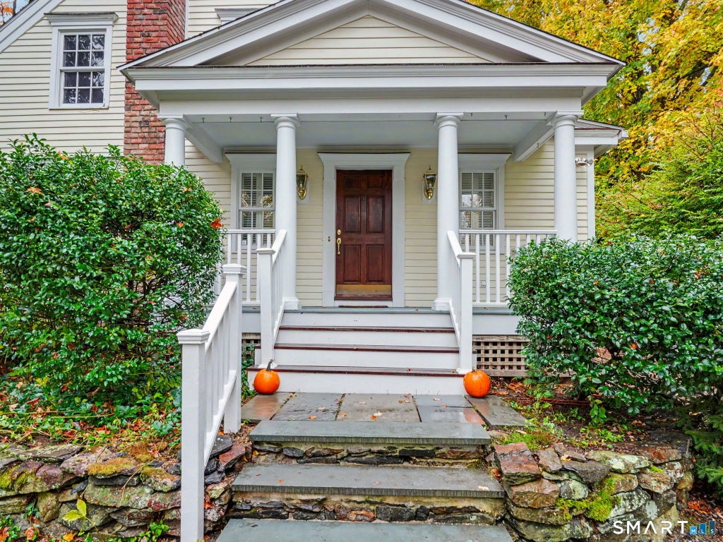 Photo of 374 Flax Hill Road, Norwalk, CT 06854 (MLS # 24213091)
