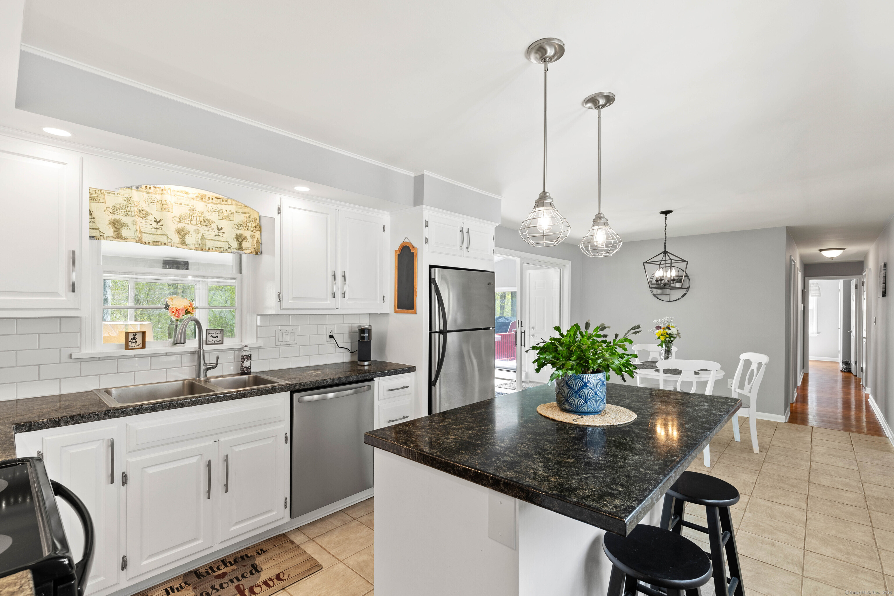 8 Dean Road, East Lyme, Connecticut image 13