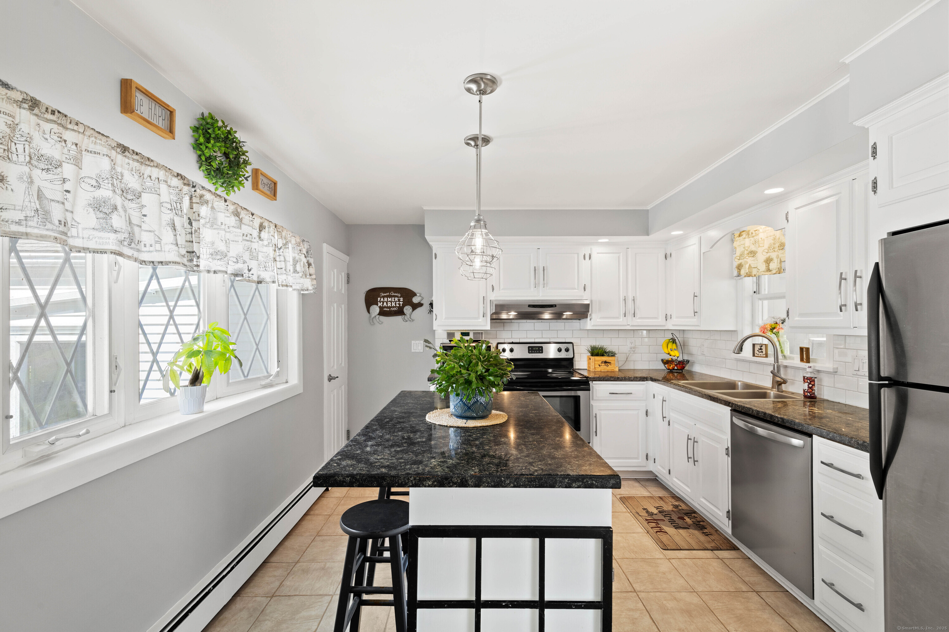 8 Dean Road, East Lyme, Connecticut image 12