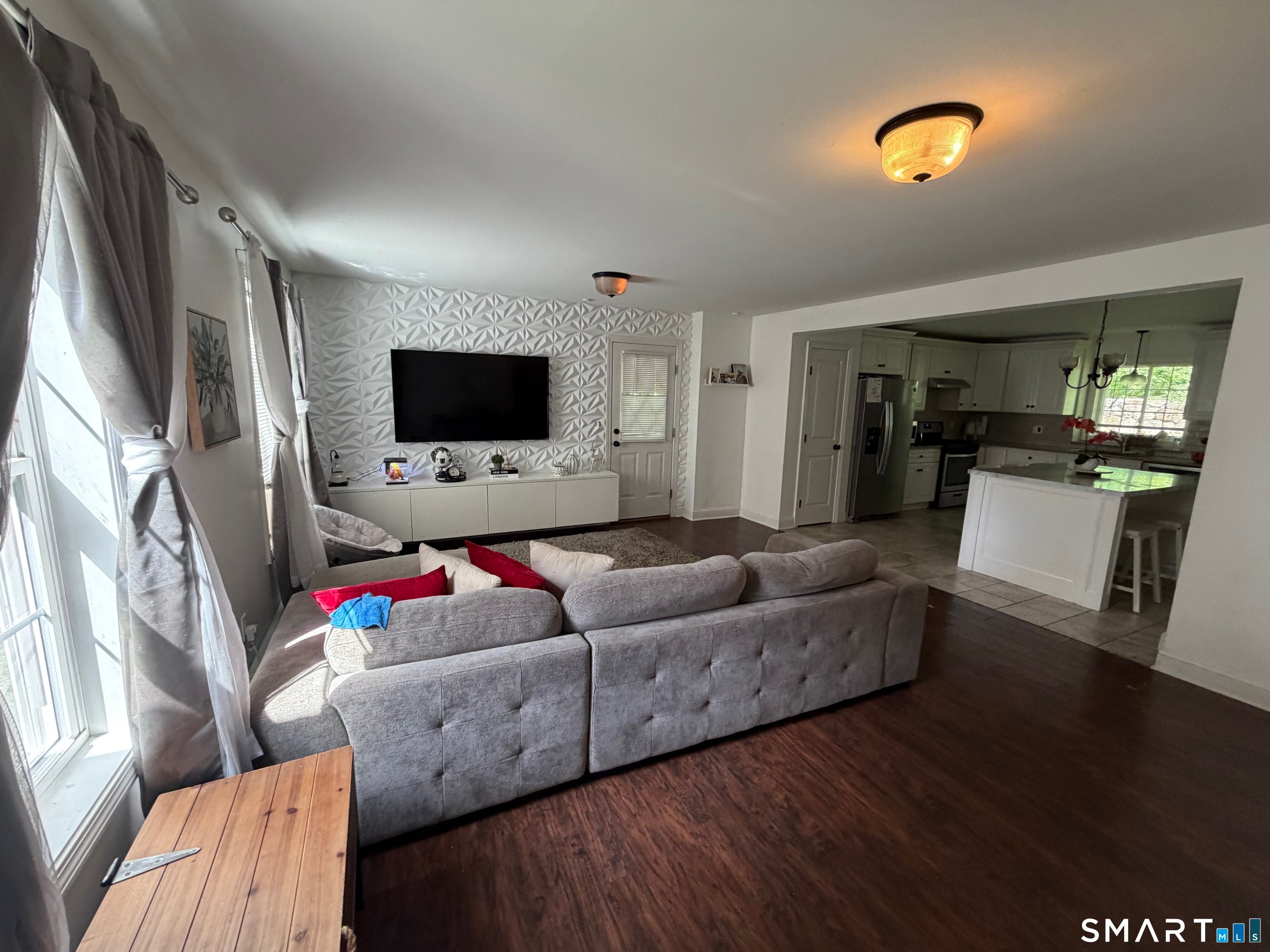 57 Lounsbury Street