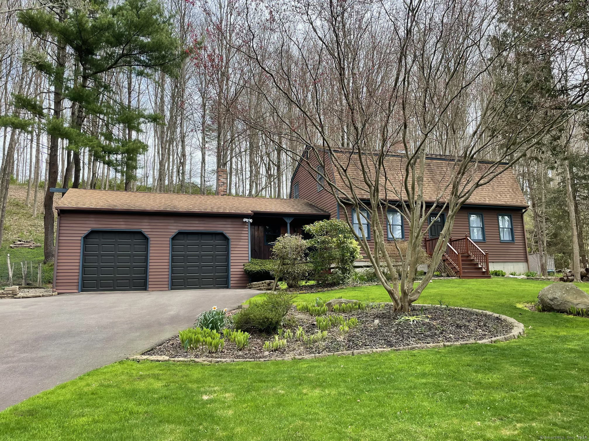 599 Durham Road, Guilford, Connecticut - 4 Bedrooms  
2 Bathrooms  
8 Rooms - 