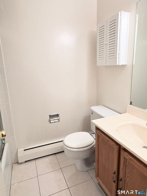 Tiny photo for 13 Bryne Court #G, Farmington, CT 06032 (MLS # 24162663)