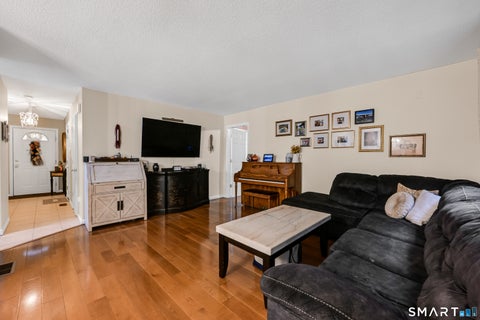 Tiny photo for 135 New Britain Avenue #1, Plainville, CT 06062 (MLS # 24215331)