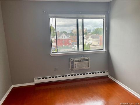Tiny photo for 235 Cove Road #1, Stamford, CT 06902 (MLS # 24173944)