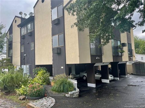 Photo of 235 Cove Road #1, Stamford, CT 06902 (MLS # 24173944)