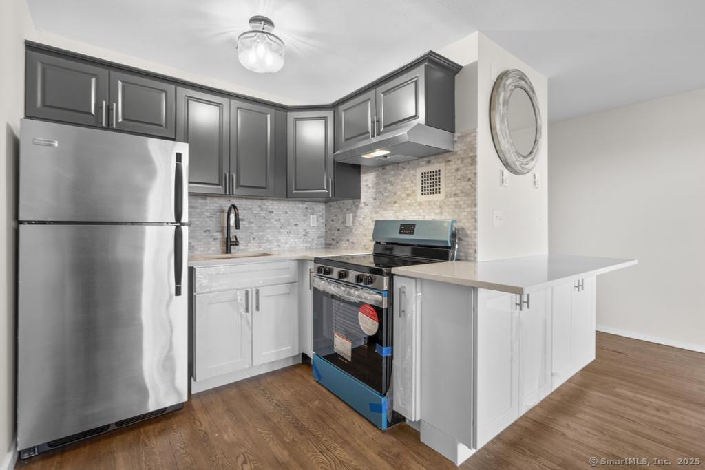 280 West Walk #280, West Haven, Connecticut image 6