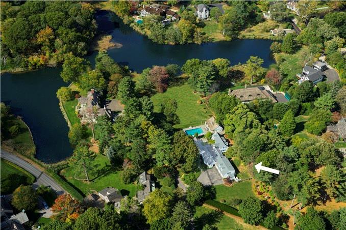 Photo 1 of 1 Siwanoy Road, Darien, Connecticut, $2,950,000, Web #: 99133107