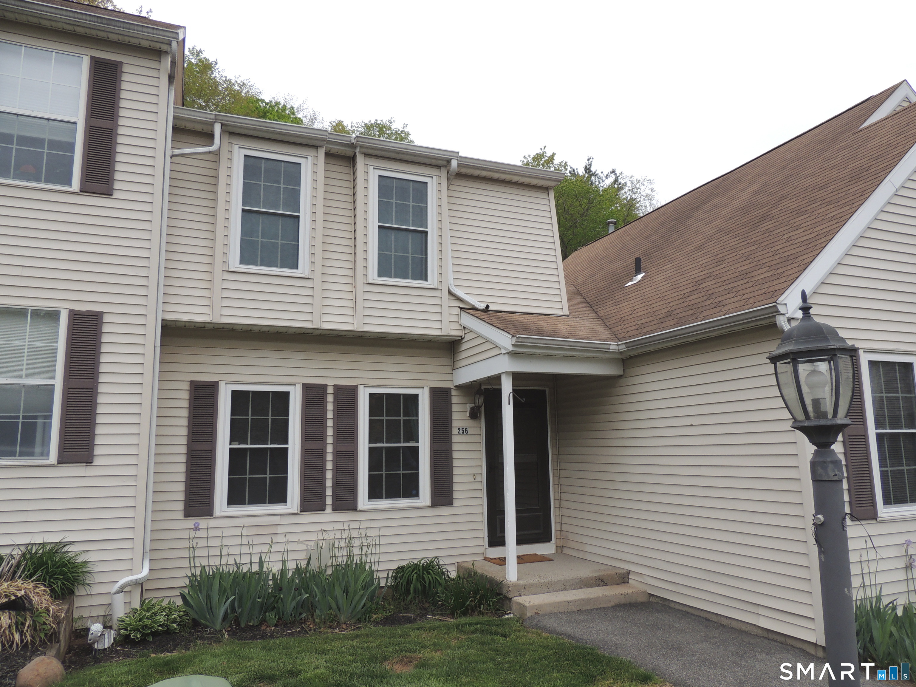 241 Branford Road 256