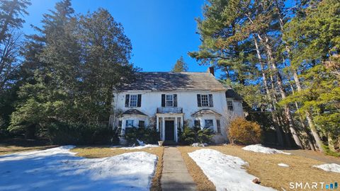 21 Bloomfield Avenue Hartford CT 06105