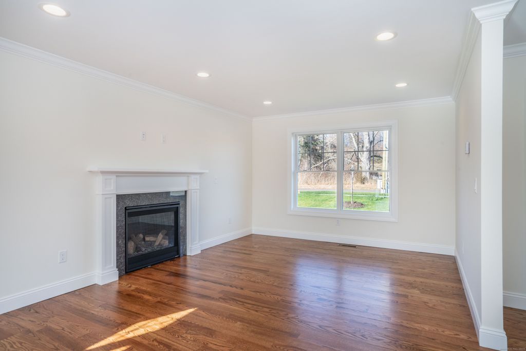 Photo of 975 High Road, Berlin, CT 06037 (MLS # 24141996)