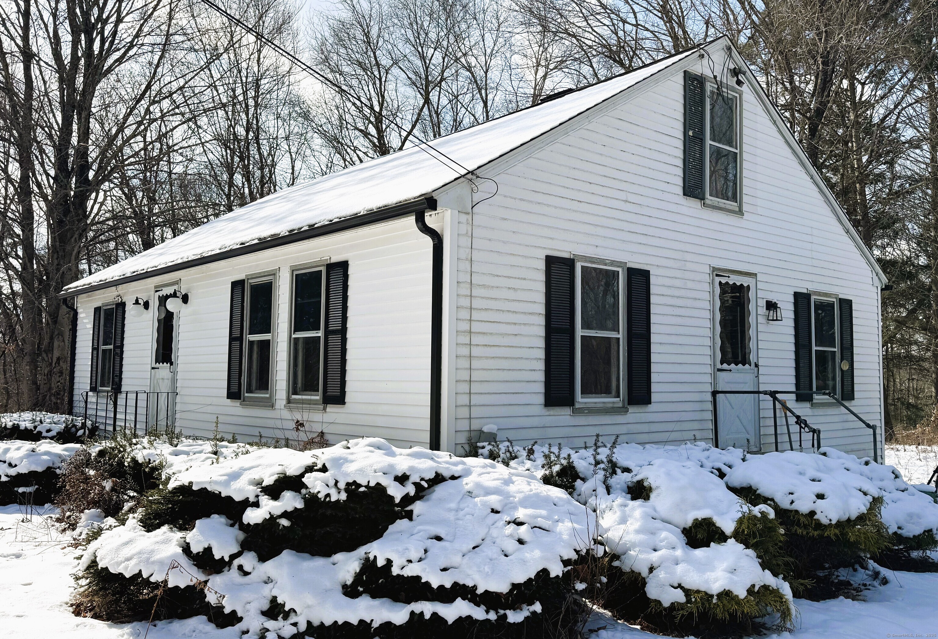 Property for Sale at Drown Road, Pomfret, Connecticut - Bedrooms: 2 
Bathrooms: 1 
Rooms: 4  - $289,900