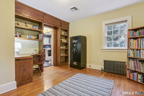 Tiny photo for 56 Roger Road, New Haven, CT 06515 (MLS # 24156891)