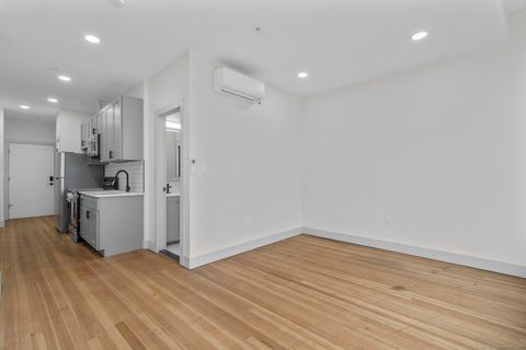 Tiny photo for 111 Bank Street #2A, Waterbury, CT 06702 (MLS # 24151257)