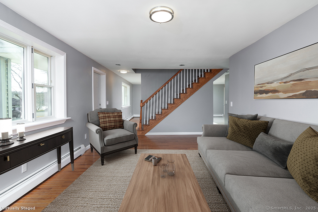 28 Lorraine Road, Groton, Connecticut image 3