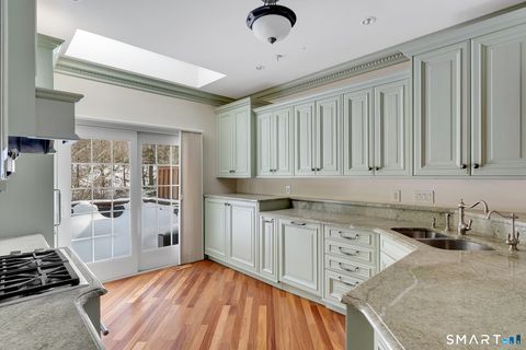 Tiny photo for 22 Fieldstone Court #22, North Haven, CT 06473 (MLS # 24152171)