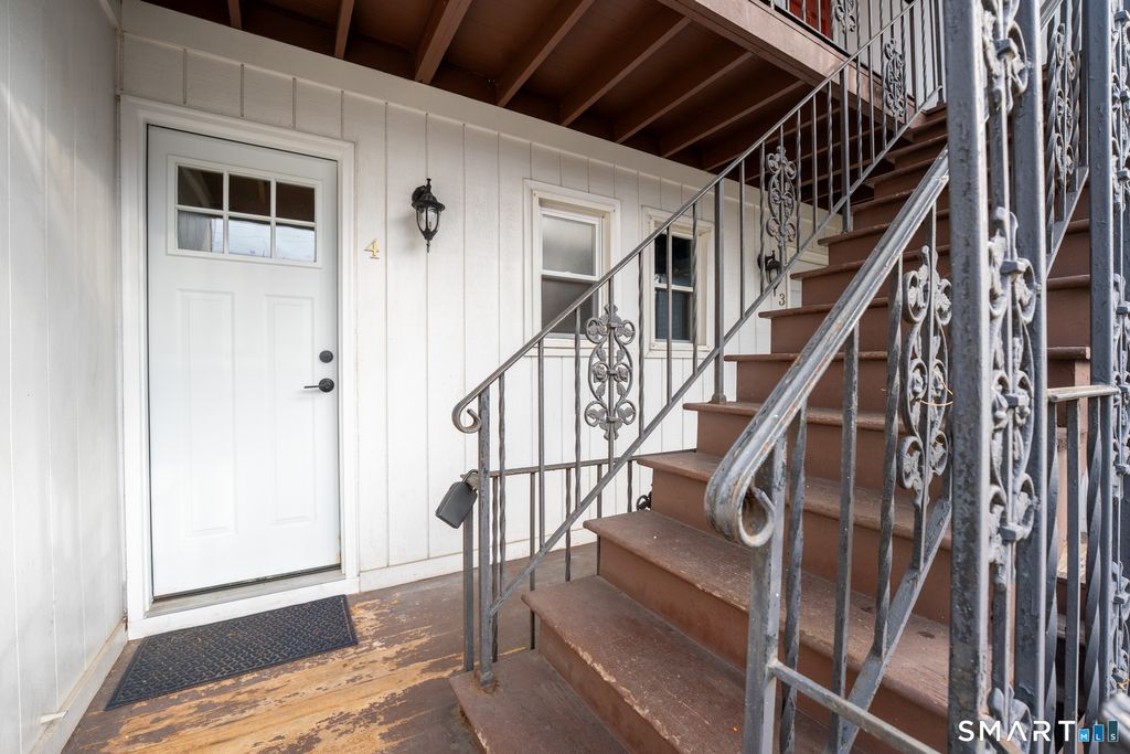 Photo of 24 Home Court #4, Stamford, CT 06902 (MLS # 24147733)