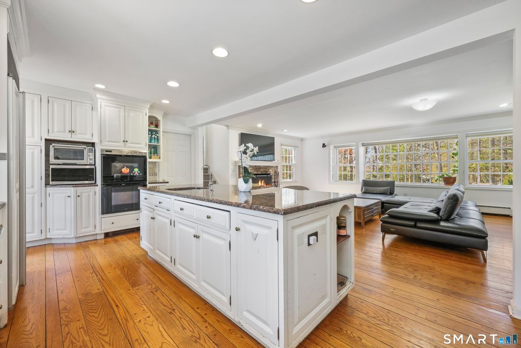 Photo of 140 Signal Hill Road, Wilton, CT 06897 (MLS # 24159195)