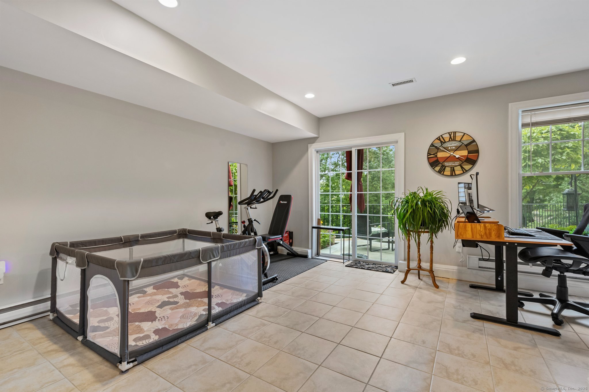 85 Camp Avenue APT 7I