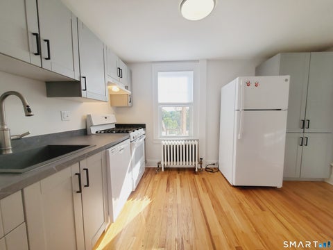 Tiny photo for 33 Holcomb Avenue #2L, Stamford, CT 06906 (MLS # 24212993)
