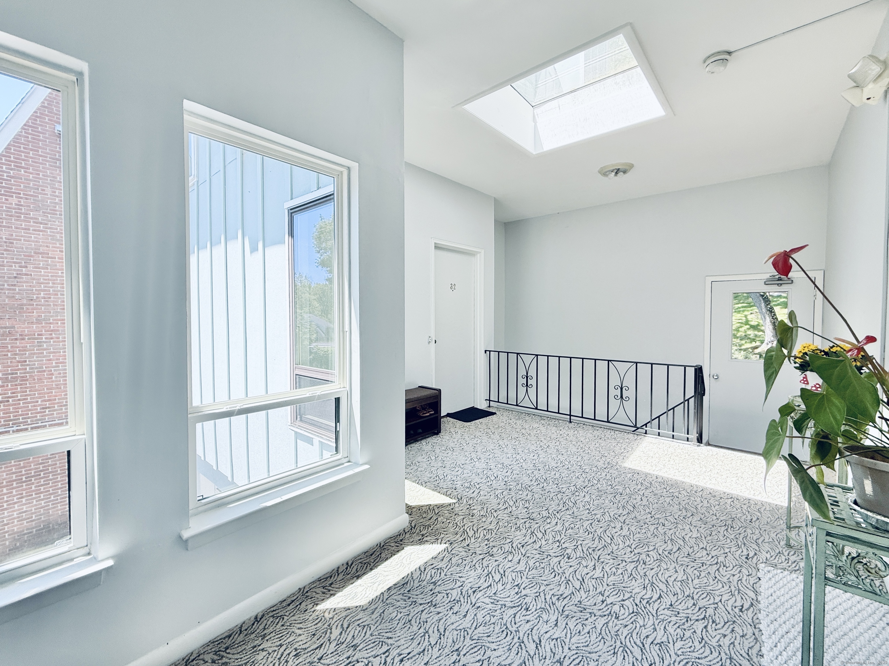 30 Hills Lane 30