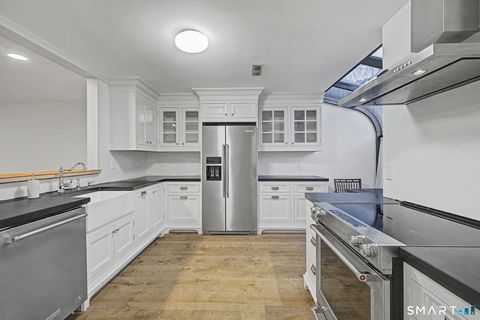 Photo of 123 Old Belden Hill Road #APT 19, Norwalk, CT 06850 (MLS # 24158056)