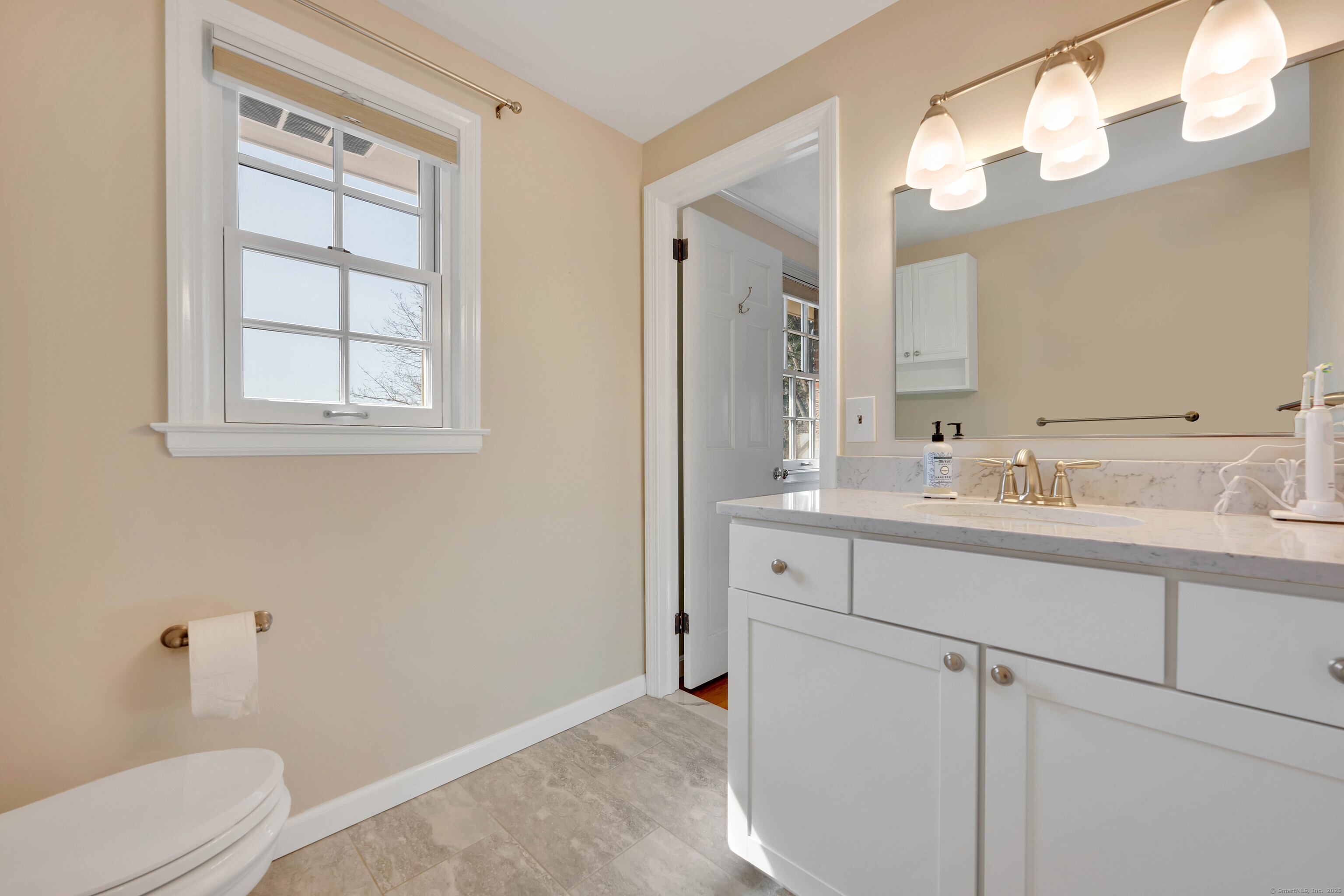 15 Finger Lane, West Hartford, Connecticut image 20