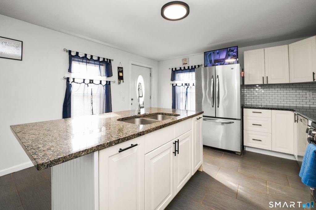 Photo of 17 Windsor Street, Enfield, CT 06082 (MLS # 24143916)