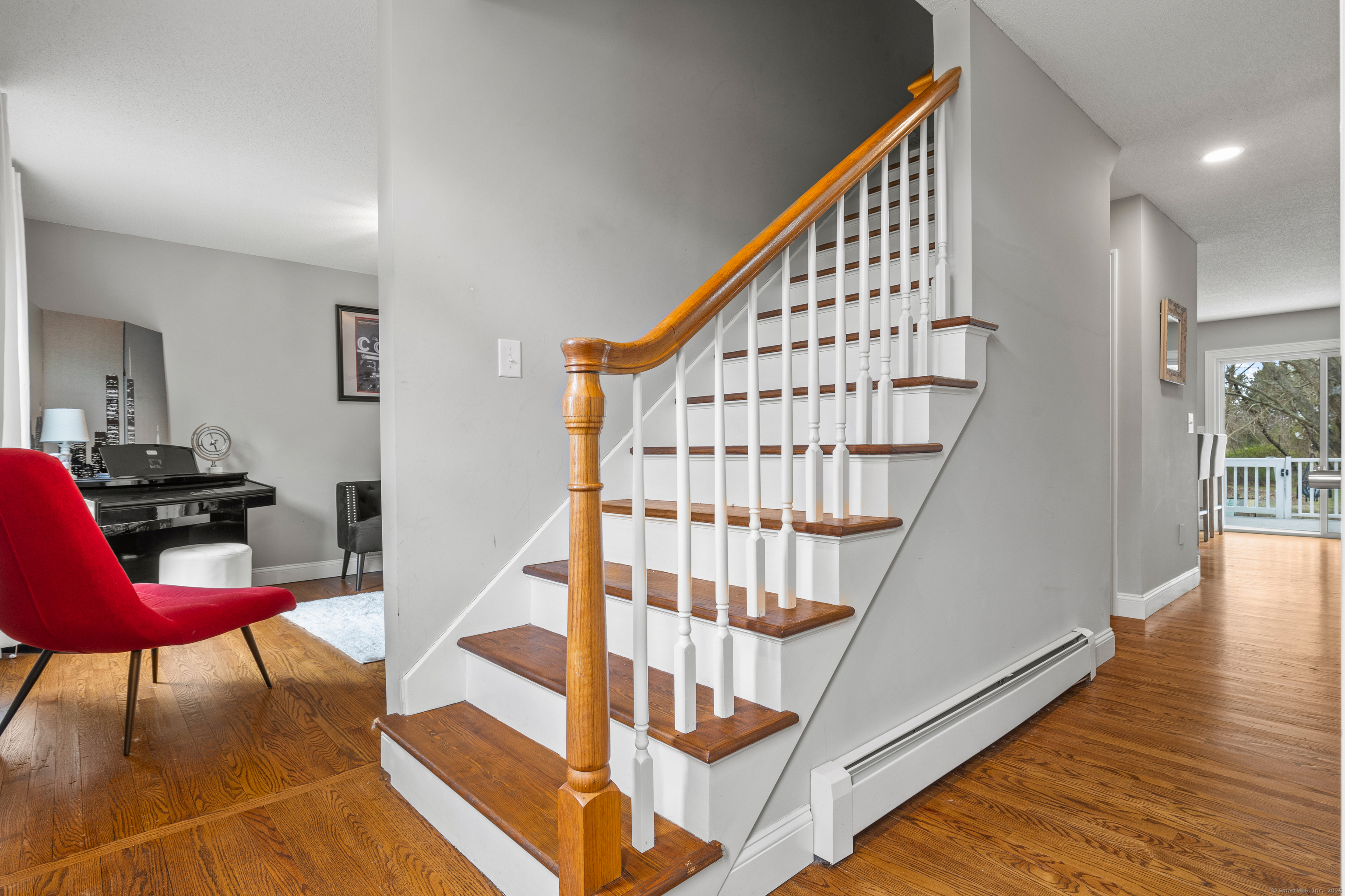 5 Applewood Drive, Waterford, Connecticut image 5