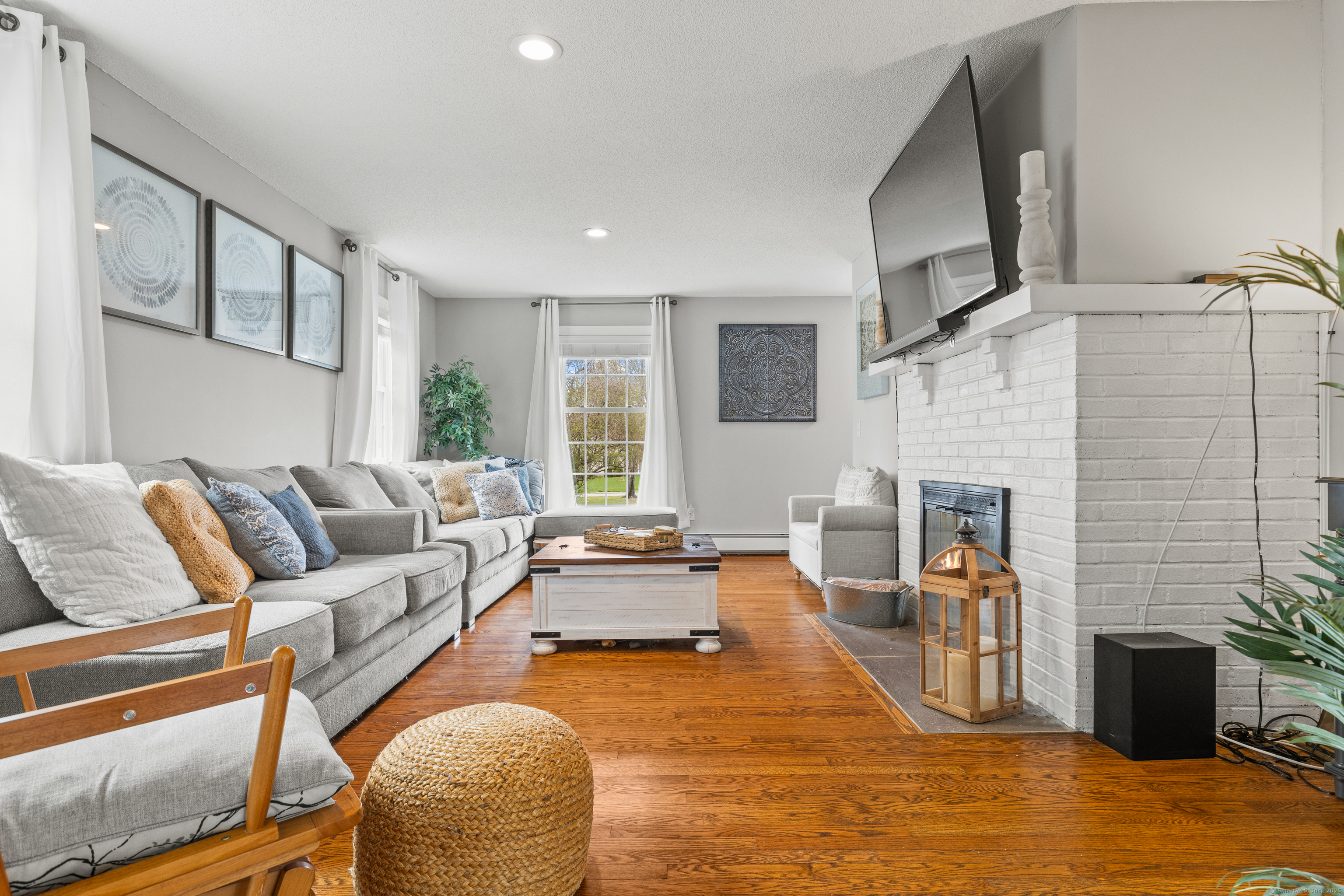 5 Applewood Drive, Waterford, Connecticut image 14