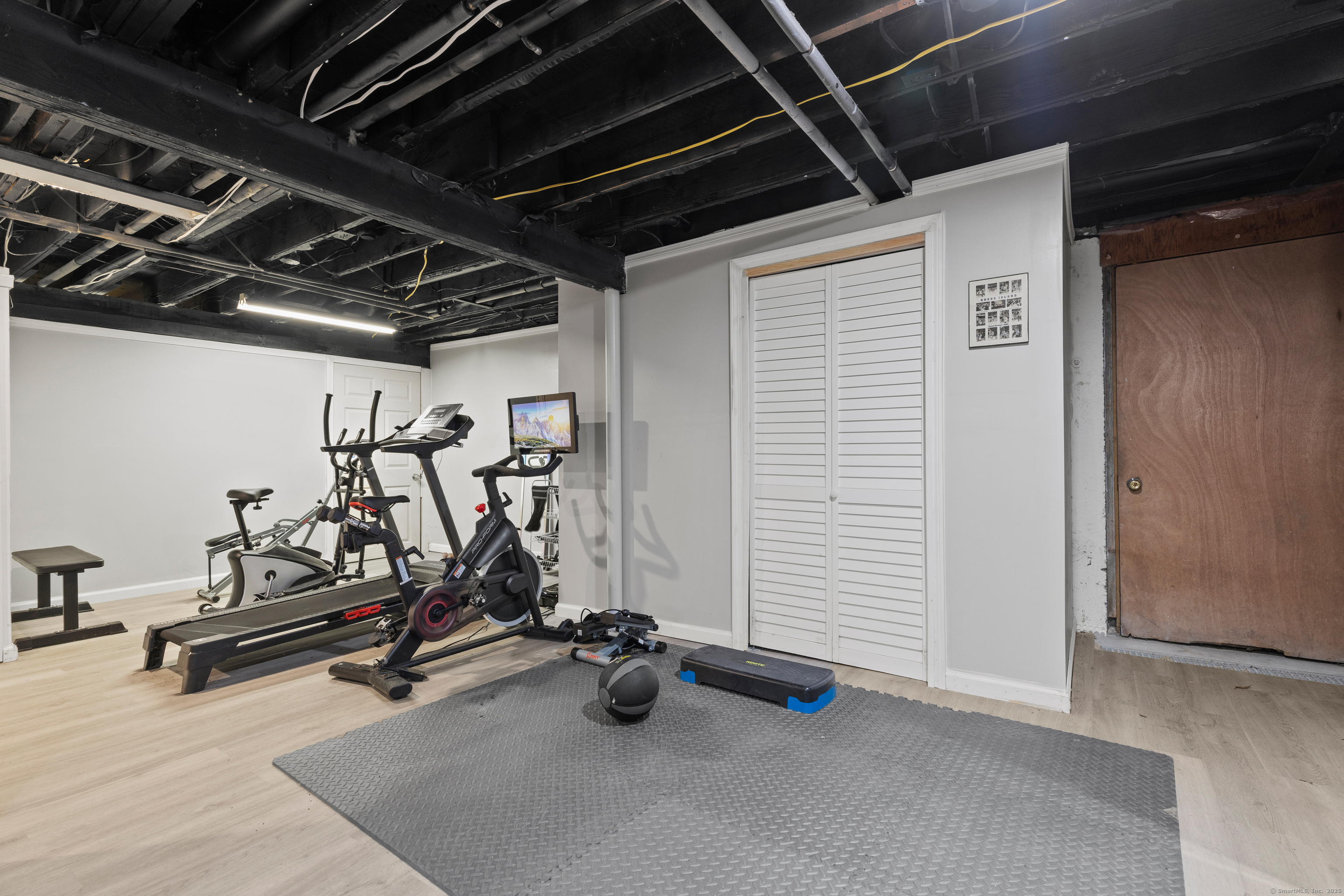 5 Applewood Drive, Waterford, Connecticut image 32