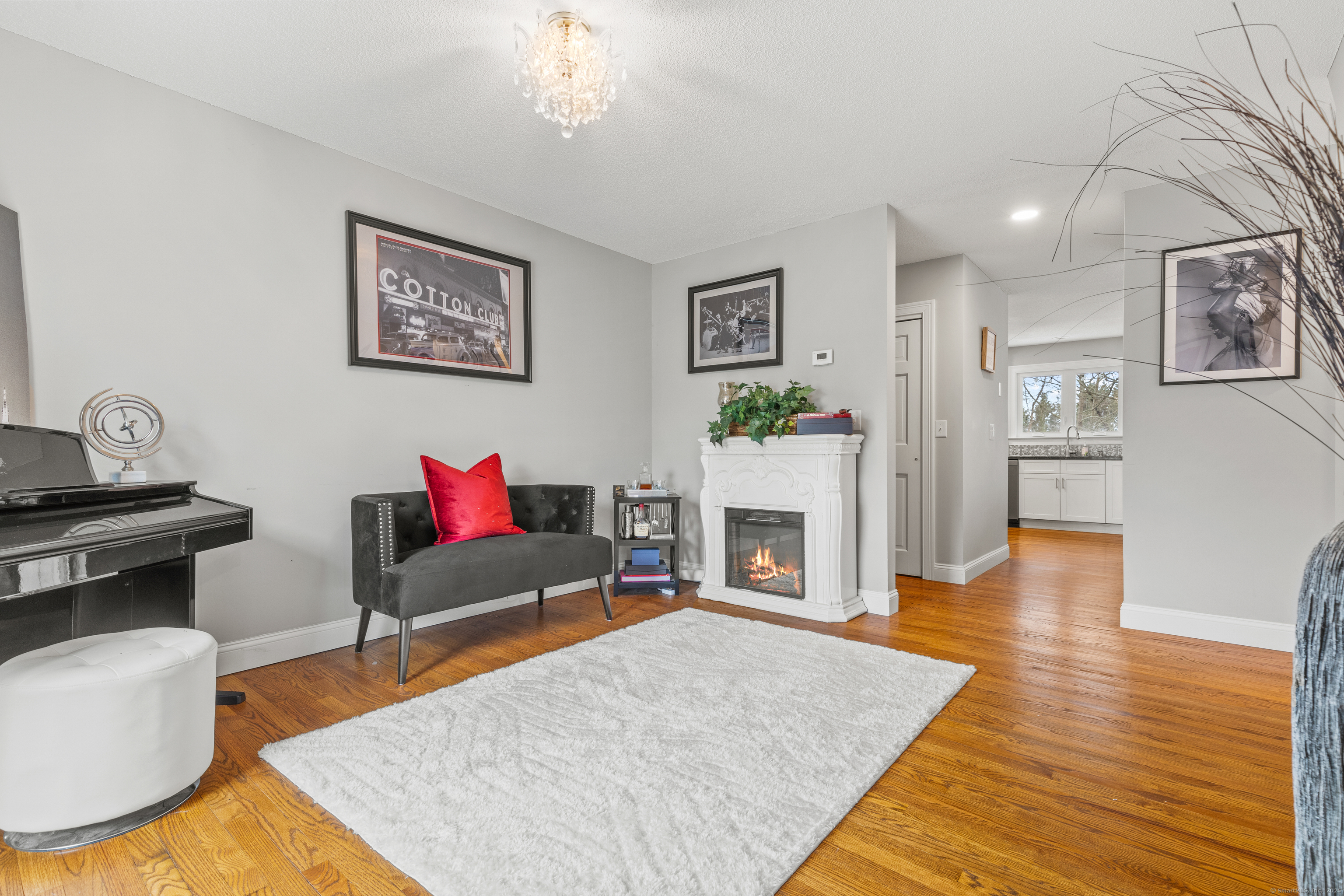 5 Applewood Drive, Waterford, Connecticut image 6