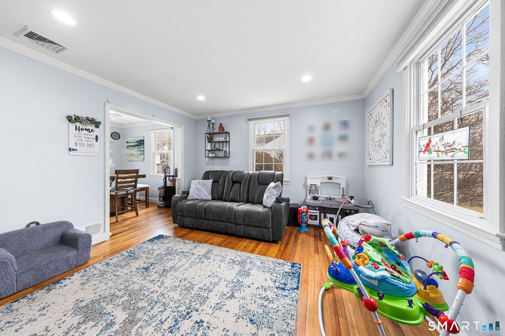 Photo of 163 Sylvan Knoll, Stamford, CT 06902 (MLS # 24149586)