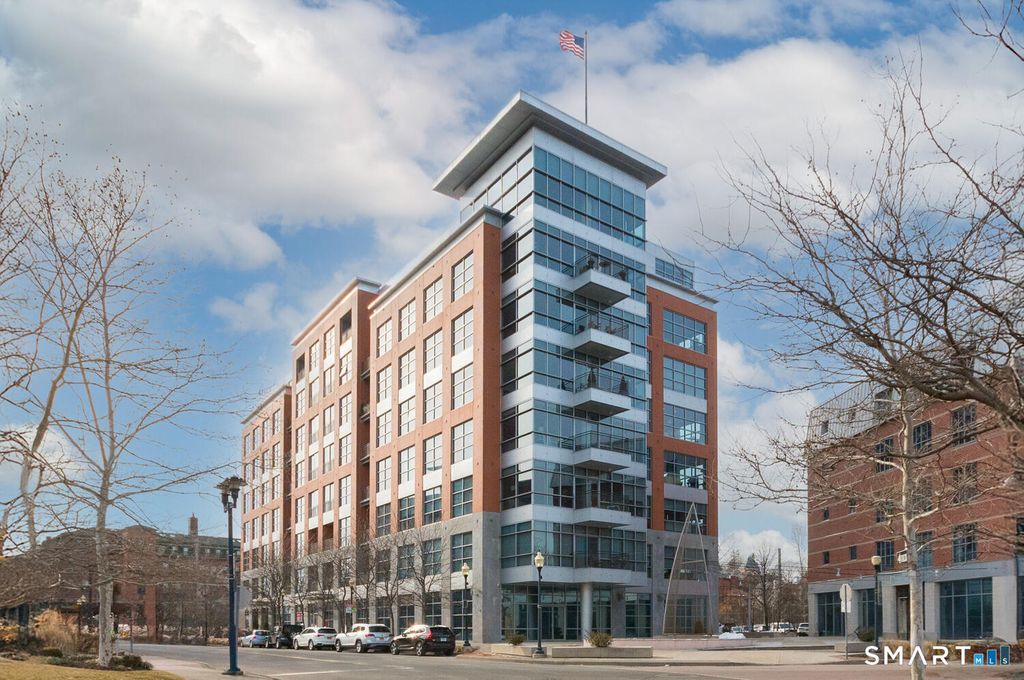 Photo of 33 N Water Street #207, Norwalk, CT 06854 (MLS # 24158324)