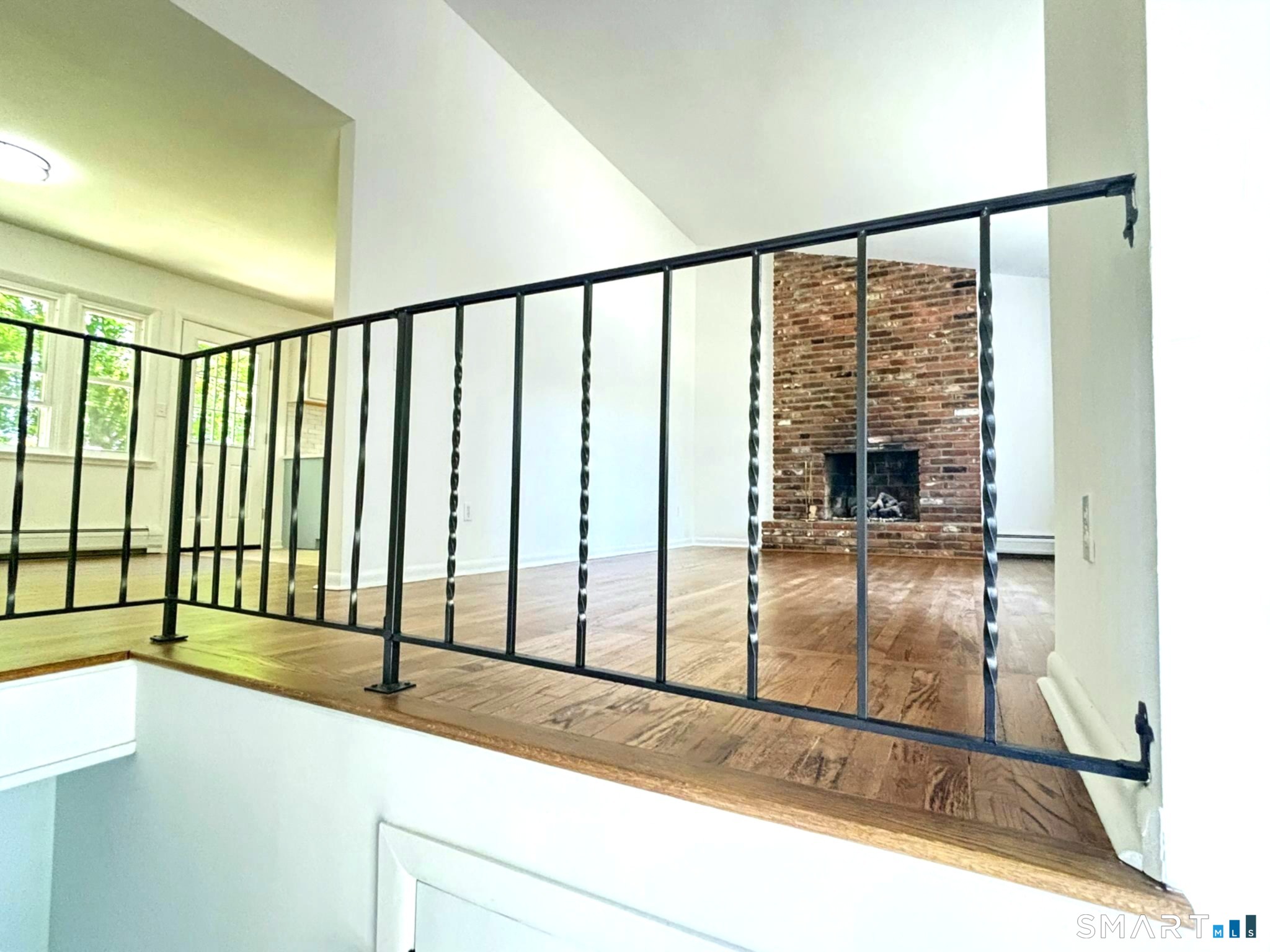 10 Laurel Lane